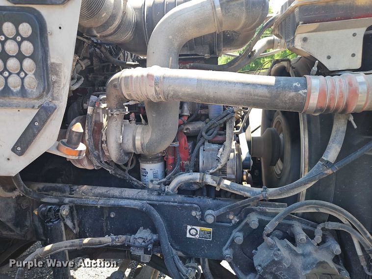 image for item EO4507 2009 Kenworth T800 truck cab and chassis