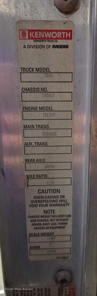 image for item EO4507 2009 Kenworth T800 truck cab and chassis