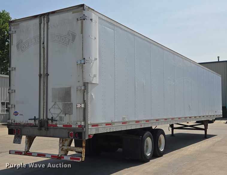 image for item EQ6556 2007 Utility dry van trailer