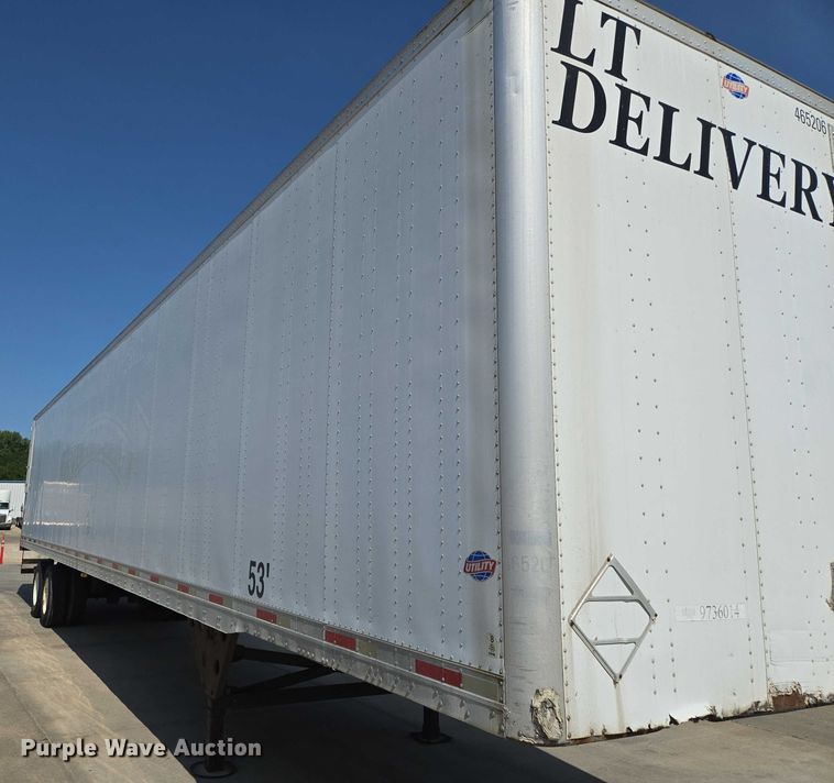 image for item EQ6556 2007 Utility dry van trailer