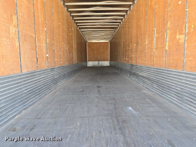 image for item EQ6556 2007 Utility dry van trailer