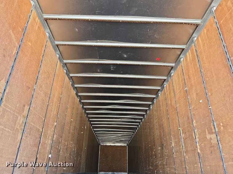 image for item EQ6556 2007 Utility dry van trailer