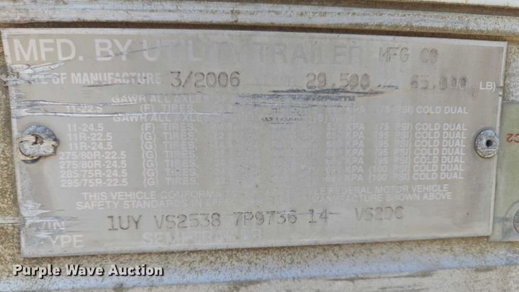 image for item EQ6556 2007 Utility dry van trailer