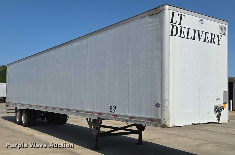 image for item EQ6557 2007 Utility dry van trailer