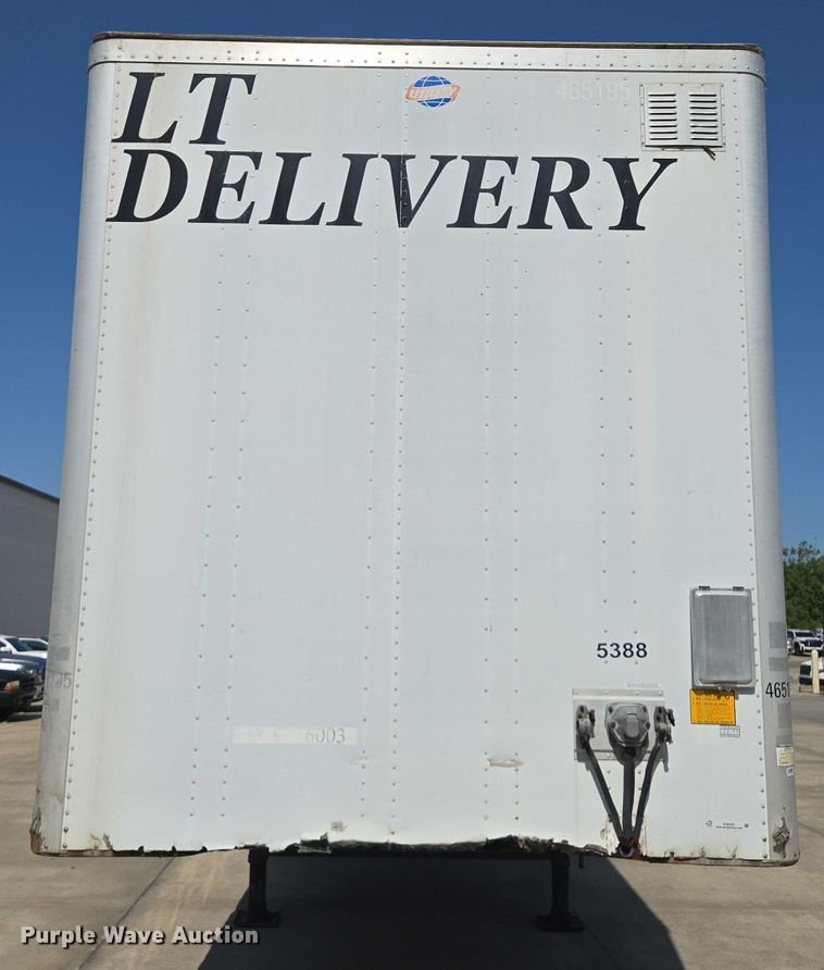 image for item EQ6557 2007 Utility dry van trailer