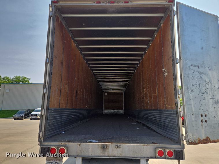 image for item EQ6557 2007 Utility dry van trailer