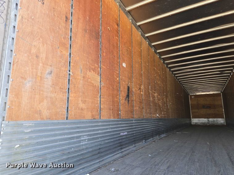 image for item EQ6557 2007 Utility dry van trailer