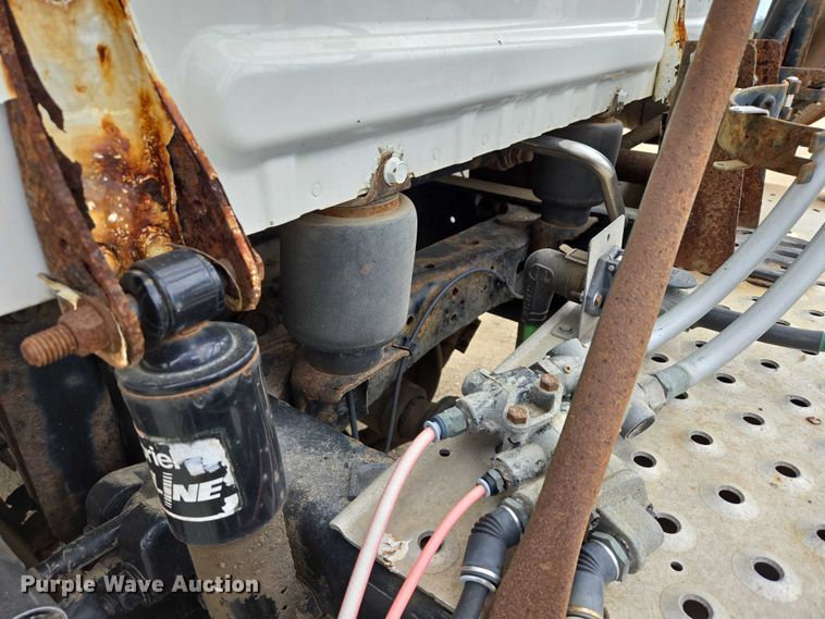 image for item ER5258 2015 Freightliner Cascadia 125 semi truck