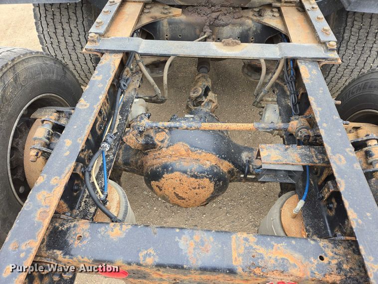 image for item ER5258 2015 Freightliner Cascadia 125 semi truck