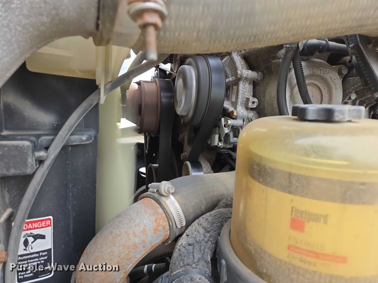 image for item ER5258 2015 Freightliner Cascadia 125 semi truck