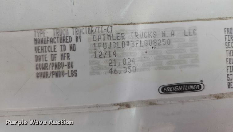image for item ER5258 2015 Freightliner Cascadia 125 semi truck