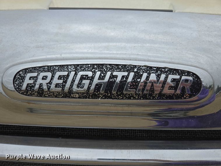 image for item ER5259 2015 Freightliner Cascadia 125 semi truck