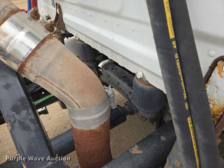 image for item ER5259 2015 Freightliner Cascadia 125 semi truck