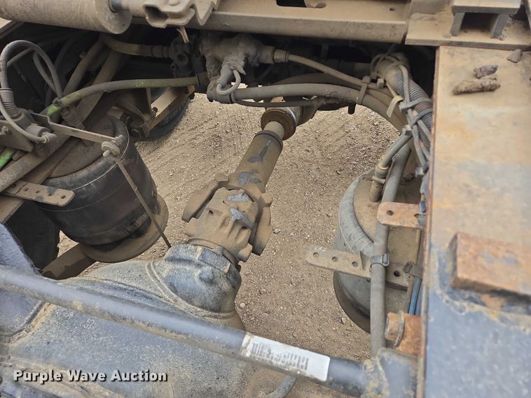 image for item ER5259 2015 Freightliner Cascadia 125 semi truck