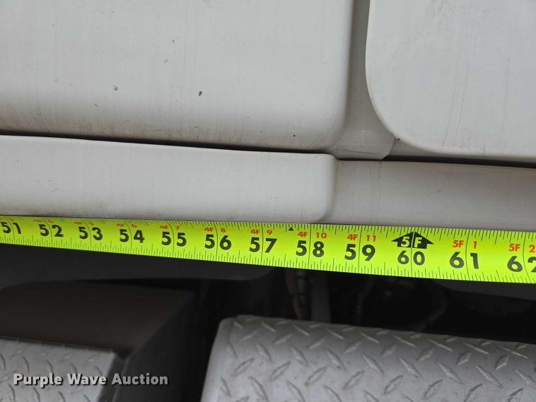 image for item ER5259 2015 Freightliner Cascadia 125 semi truck