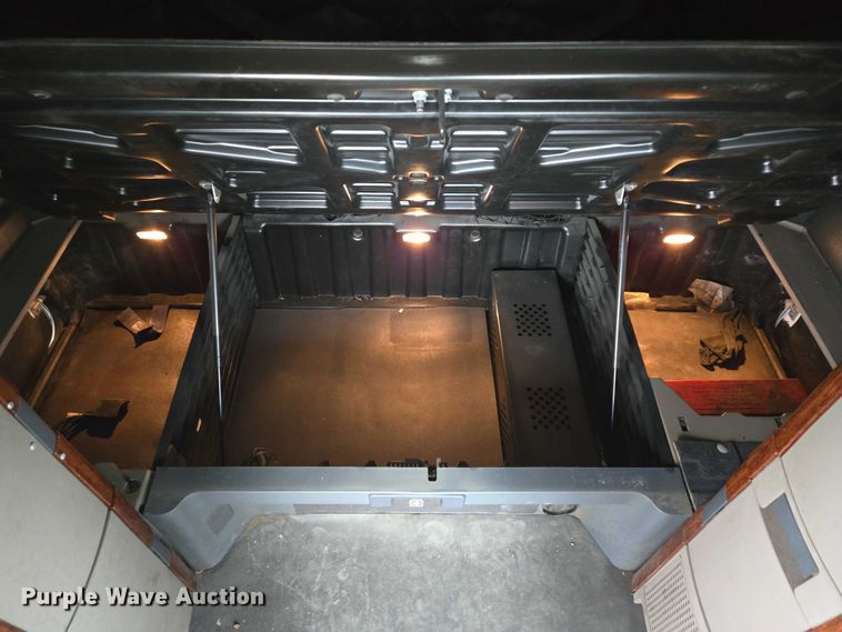 image for item ER5259 2015 Freightliner Cascadia 125 semi truck