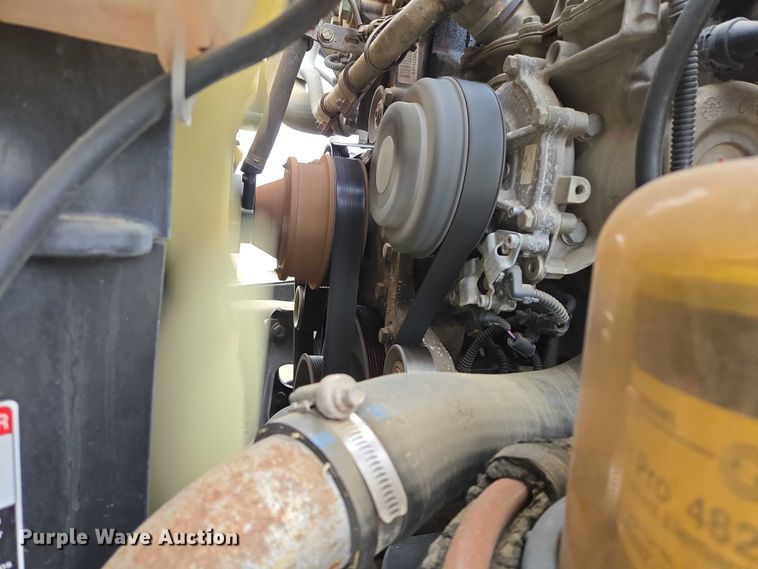 image for item ER5259 2015 Freightliner Cascadia 125 semi truck