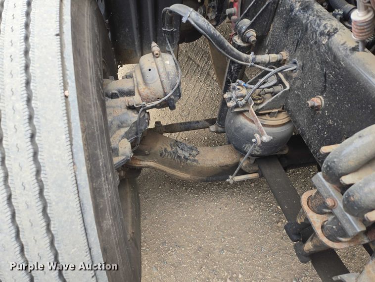 image for item ER5259 2015 Freightliner Cascadia 125 semi truck