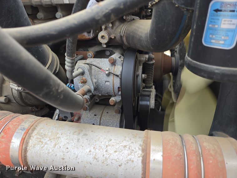 image for item ER5259 2015 Freightliner Cascadia 125 semi truck