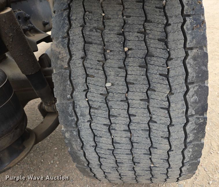 image for item ER5259 2015 Freightliner Cascadia 125 semi truck