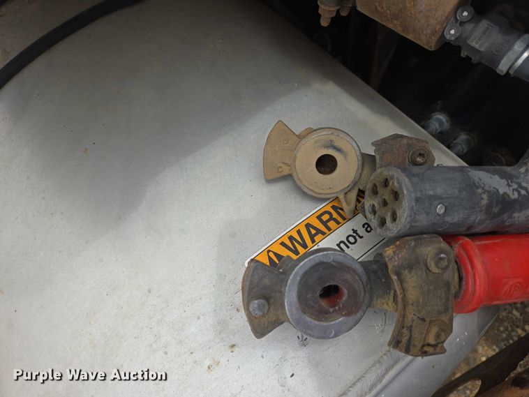 image for item ER5263 2015 Freightliner Cascadia 125 semi truck