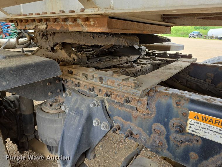 image for item ER5263 2015 Freightliner Cascadia 125 semi truck