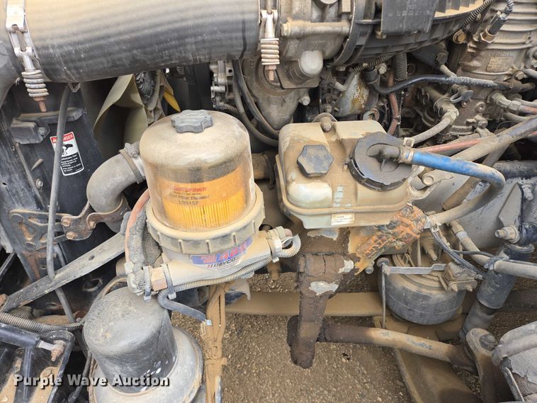 image for item ER5263 2015 Freightliner Cascadia 125 semi truck