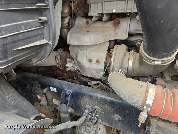 image for item ER5263 2015 Freightliner Cascadia 125 semi truck