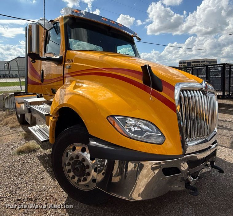 image for item HI9250 2023 International LT625 semi truck