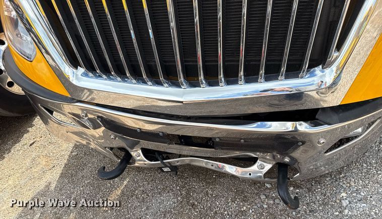 image for item HI9250 2023 International LT625 semi truck