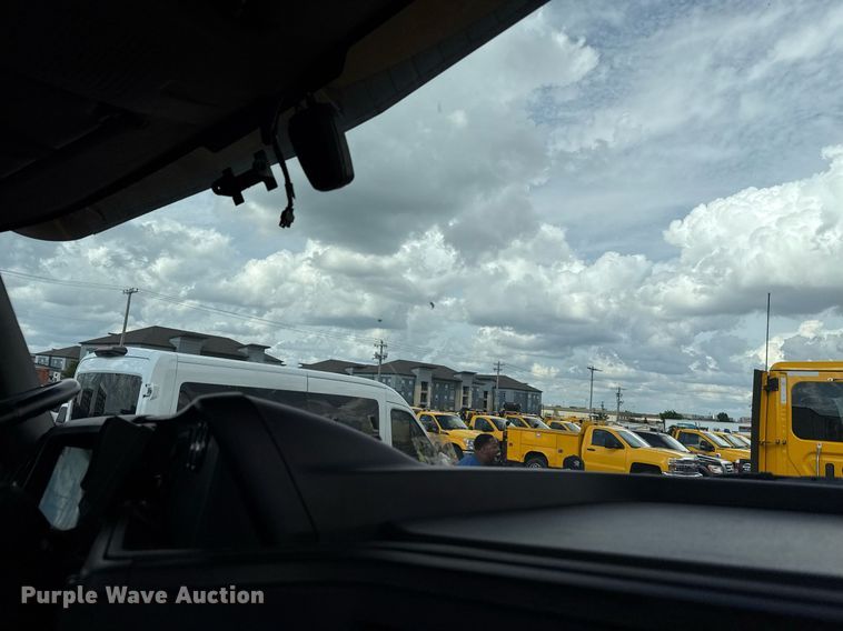 image for item HI9250 2023 International LT625 semi truck