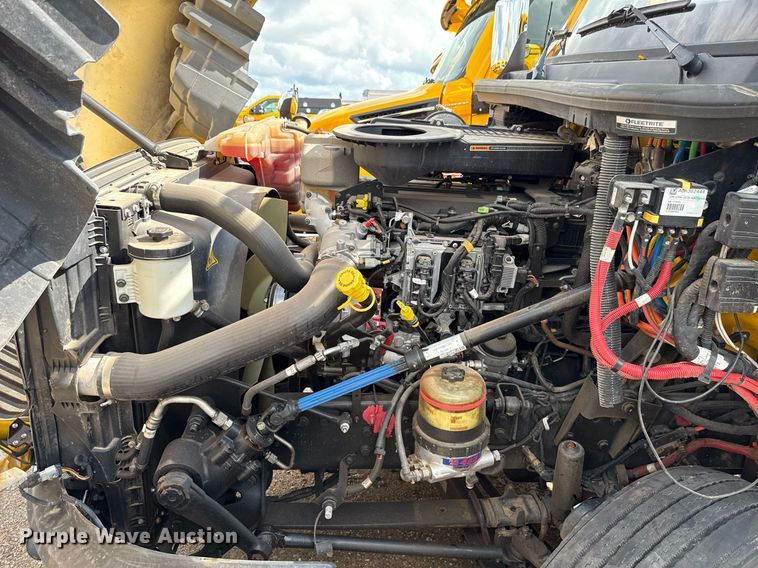 image for item HI9250 2023 International LT625 semi truck