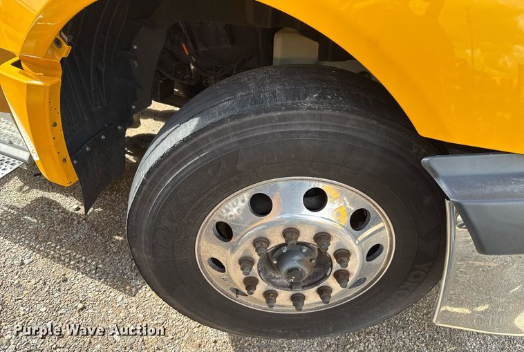 image for item HI9250 2023 International LT625 semi truck