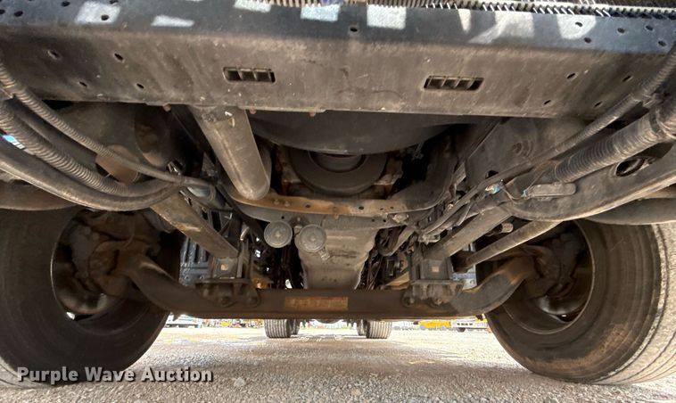 image for item HI9251 2021 International LT625 semi truck