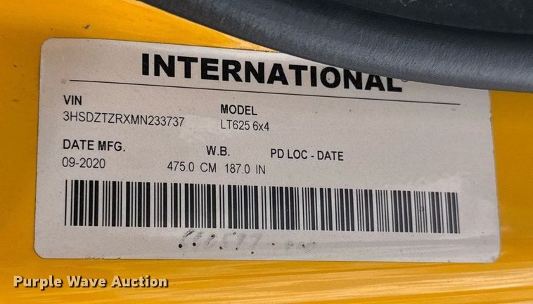 image for item HI9251 2021 International LT625 semi truck