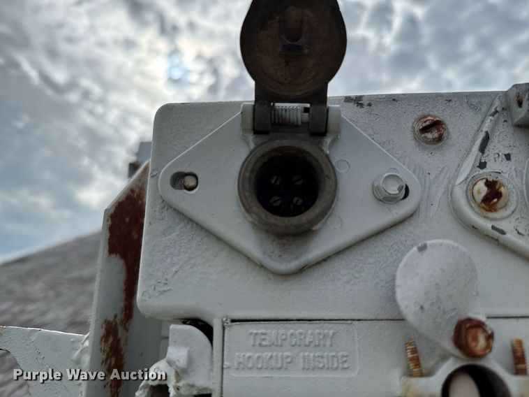 image for item HI9255 1979 Timpte-Beall 301-A bottom dump trailer