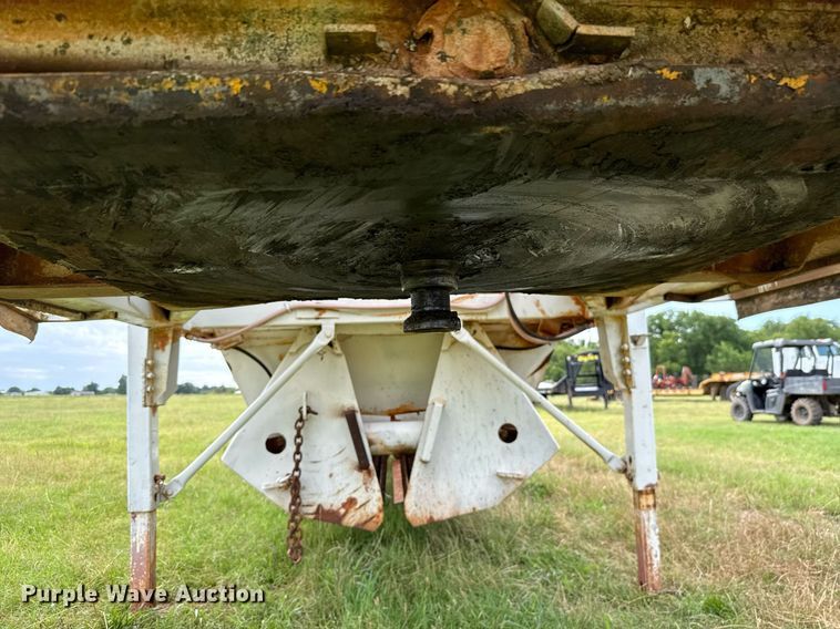 image for item HI9255 1979 Timpte-Beall 301-A bottom dump trailer