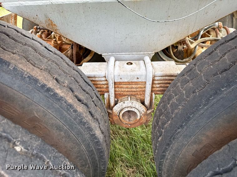 image for item HI9255 1979 Timpte-Beall 301-A bottom dump trailer