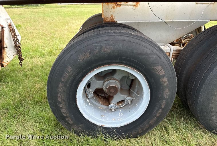 image for item HI9255 1979 Timpte-Beall 301-A bottom dump trailer
