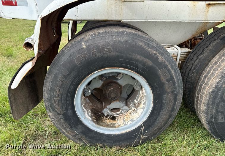 image for item HI9255 1979 Timpte-Beall 301-A bottom dump trailer