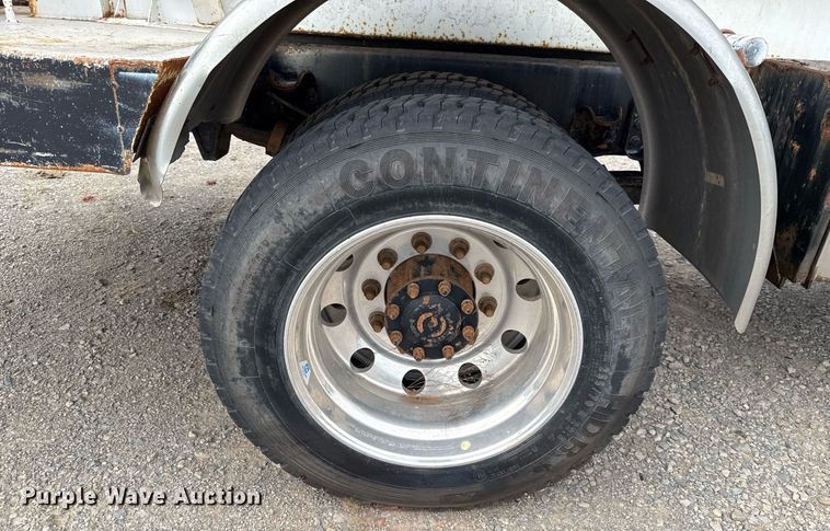 image for item HI9263 2011 Freightliner Business Class M2 truck cab and chassis