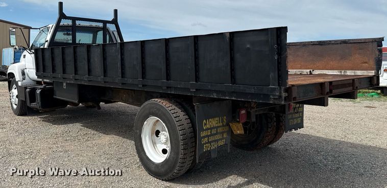 image for item HI9267 2000 Chevrolet C7500 dump flatbed truck