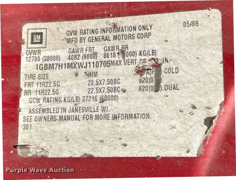 image for item HI9270 1998 Chevrolet C7500 truck cab and chassis