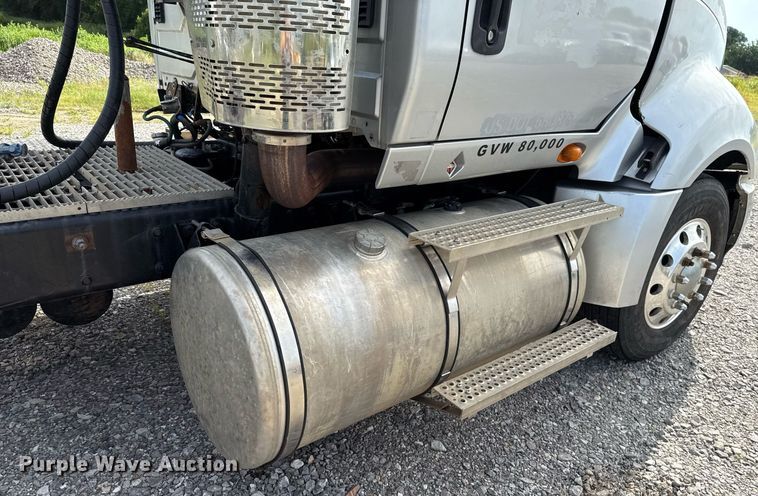 image for item HI9282 2011 International ProStar Premium  semi truck