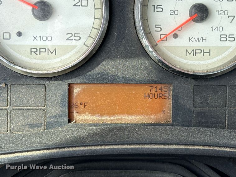 image for item HI9282 2011 International ProStar Premium  semi truck