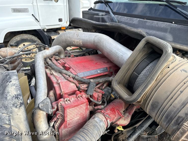 image for item HI9282 2011 International ProStar Premium  semi truck