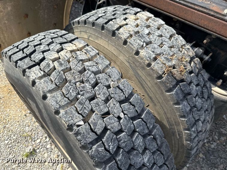 image for item HI9282 2011 International ProStar Premium  semi truck