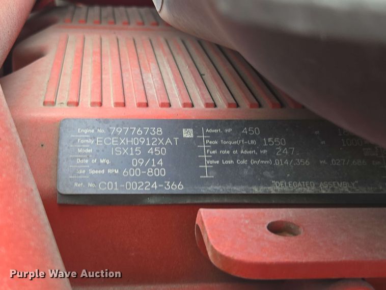 image for item YA0444 2015 Freightliner  Cascadia 125 semi truck