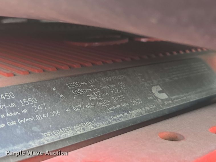 image for item YA0444 2015 Freightliner  Cascadia 125 semi truck