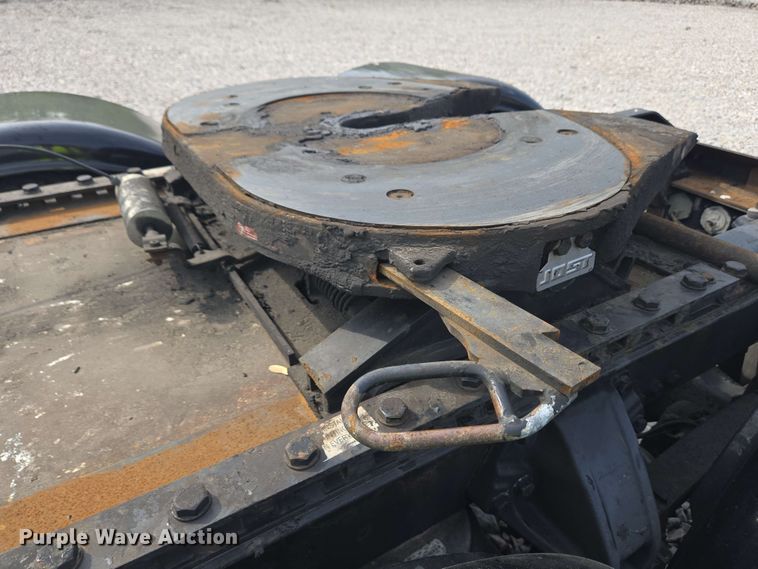 image for item YA0473 2014 Kenworth W900 semi truck